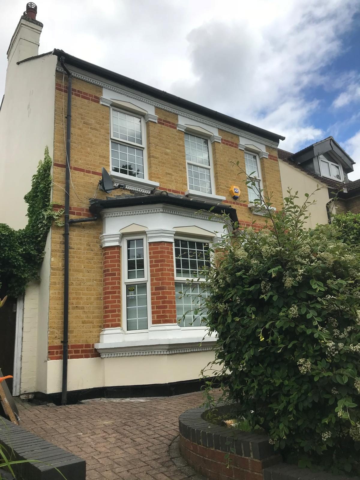 Hydraulic lime repointing on a period brick property in London and Kent: project 17