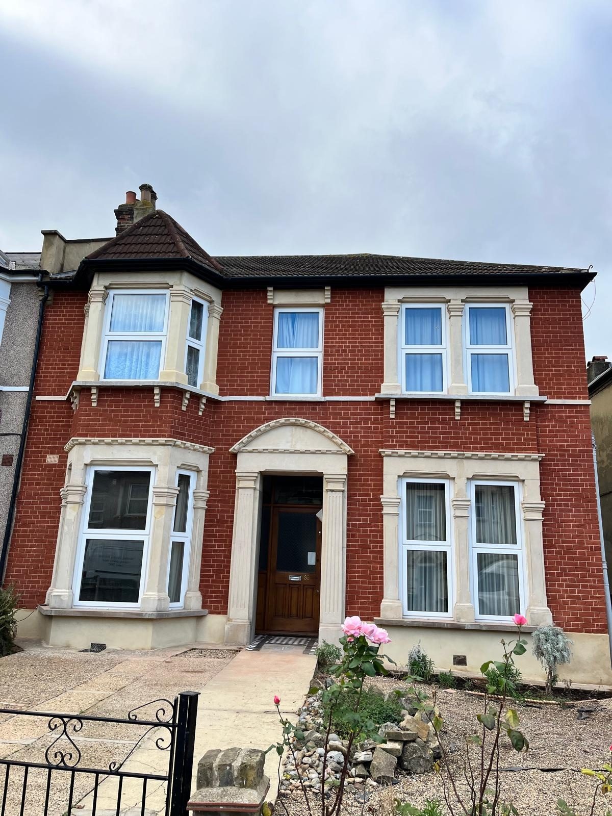 Hydraulic lime repointing on a period brick property in London and Kent: project 15