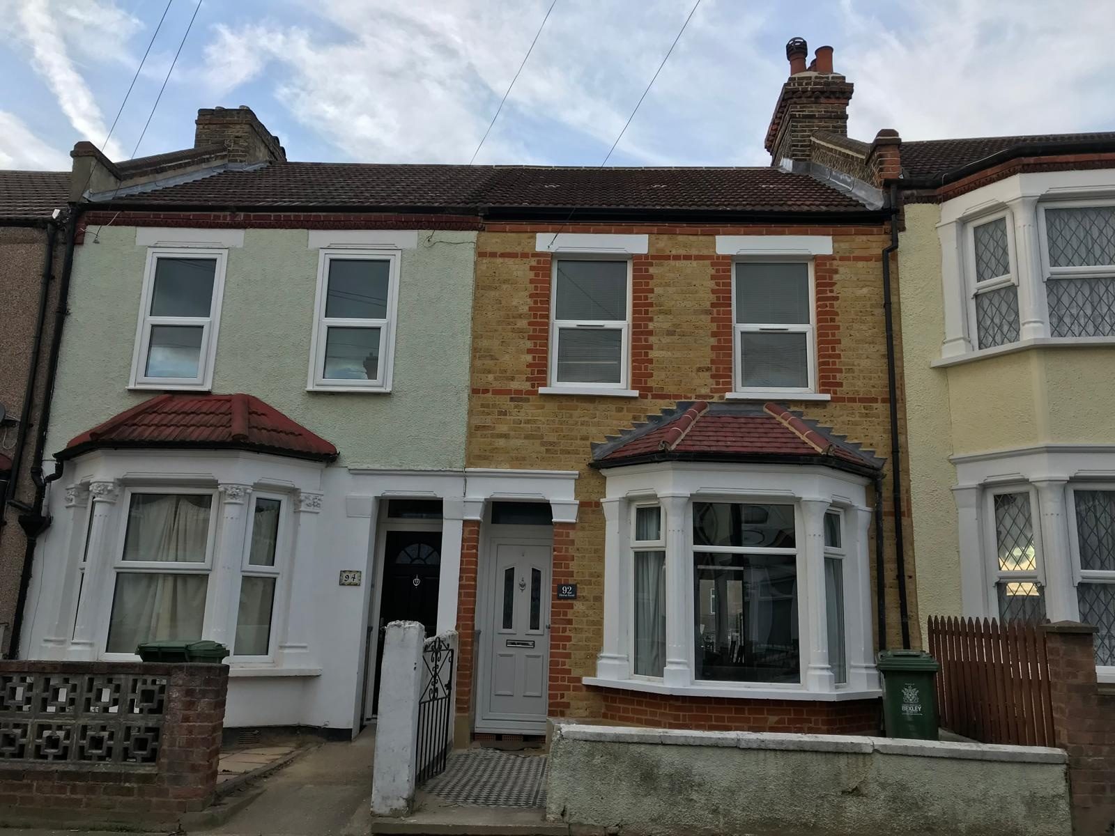 Sand and cement rendering to a house exterior in London and Kent: project 11