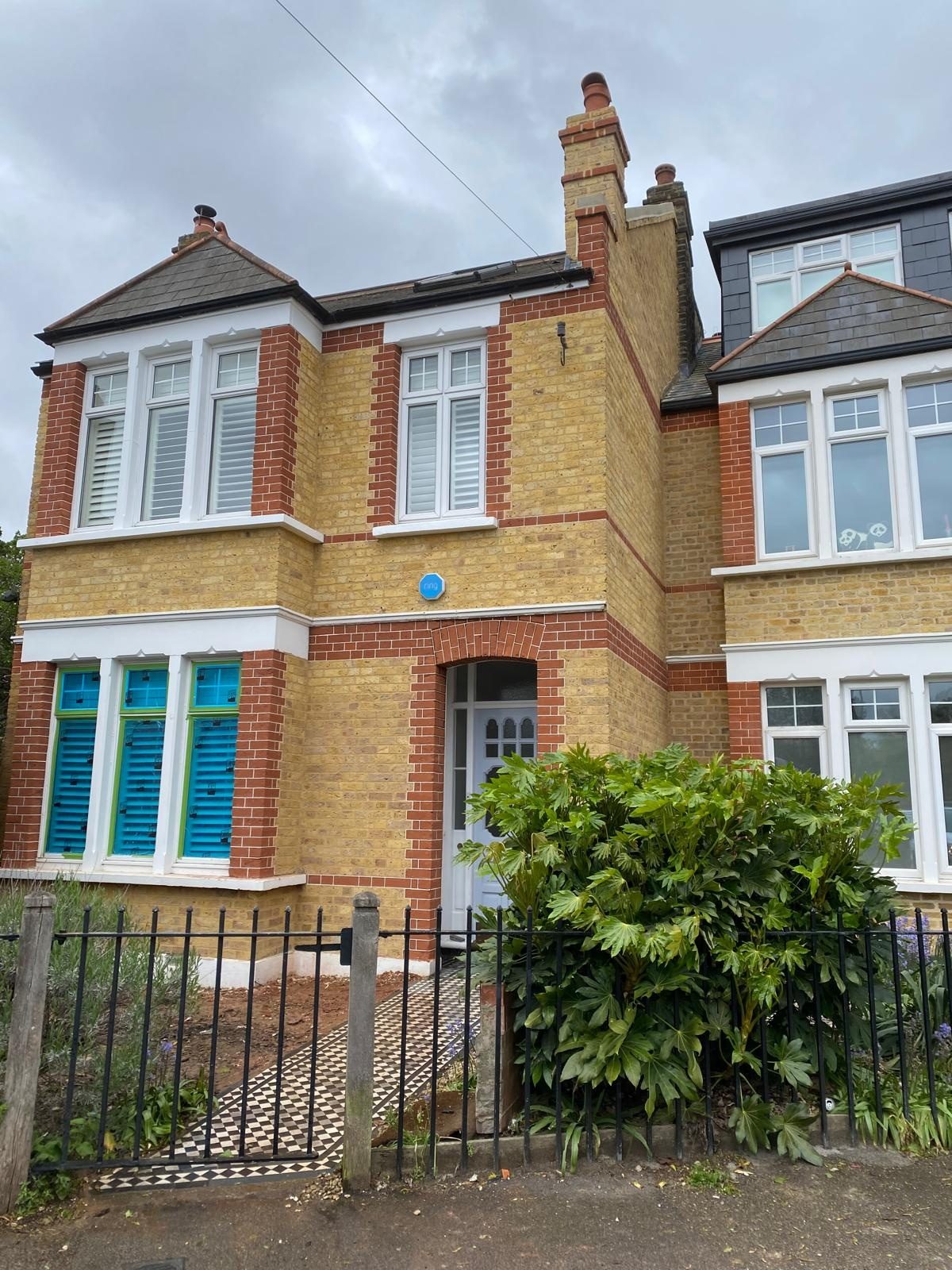 Hydraulic lime repointing on a period brick property in London and Kent: project 21