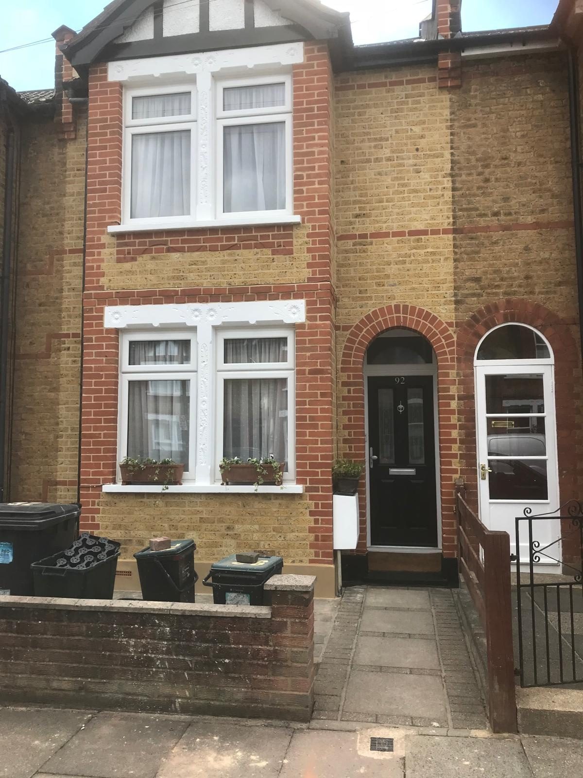 Hydraulic lime repointing on a period brick property in London and Kent: project 31